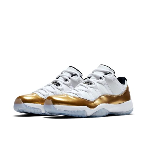 Air Jordan 11 Retro Low 'Closing Ceremony' 528895-103