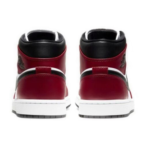 Air Jordan 1 Mid 'Chicago Black Toe' 554724-069