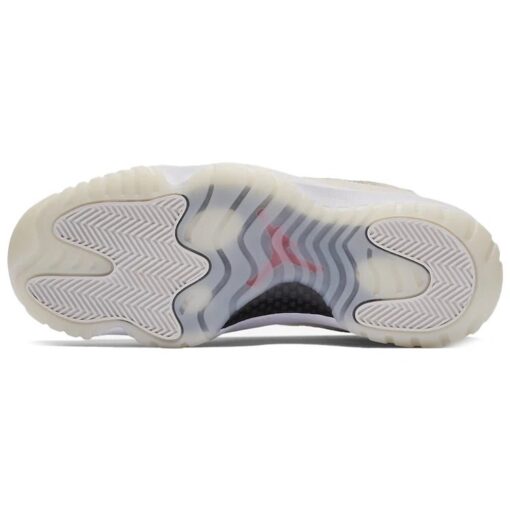 Air Jordan 11 Retro 'Platinum Tint' 378037-016