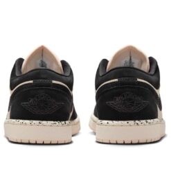 (WMNS) Air Jordan 1 Low 'Black Guava Ice' DC0774-003