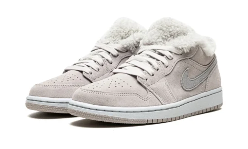 Air Jordan 1 Low Se Sherpa Fleece Women’s - Do0750-002