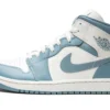 Air Jordan 1 Mid 'University Blue' BQ6472-141