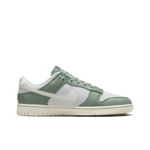 Dunk Low Retro Prm 'mica Green' Sneakers - Dv7212-300