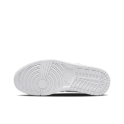 Air Jordan 1 Low Triple White Quilted - DB6480-100