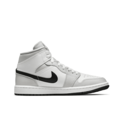 Air Jordan 1 Mid 'Grey Fog' BQ6472-015