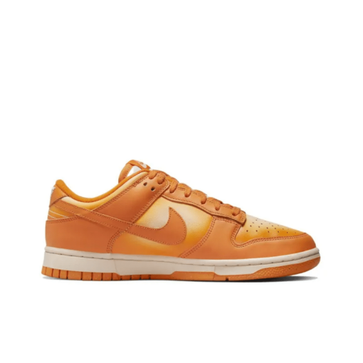 WMNS DUNK LOW Magma Orange - DX2953-800