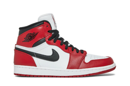 Air Jordan 1 Retro High 'Chicago' 2013 Unfading Sneaker