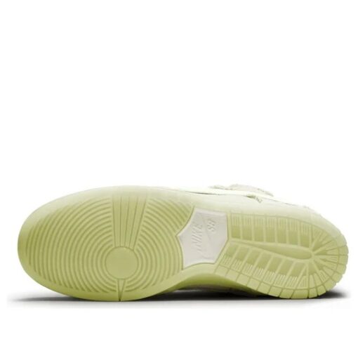 Nike SB Dunk Low 'Mummy' DM0774-111