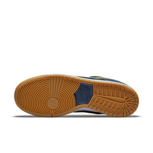 Nike SB Dunk Low 'Catalonia' DJ0606-400