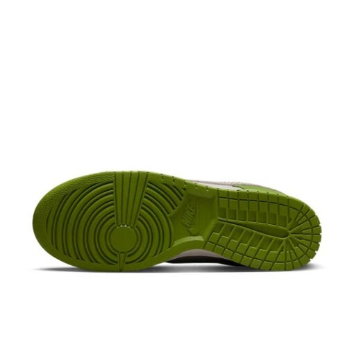 Nike Dunk Low AS Safari Swoosh Chlorophyll Unfading Sneaker