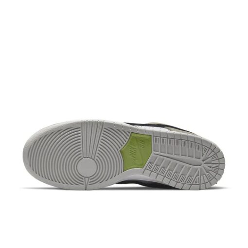 Nike SB Dunk Low 'Chlorophyll' BQ6817-011