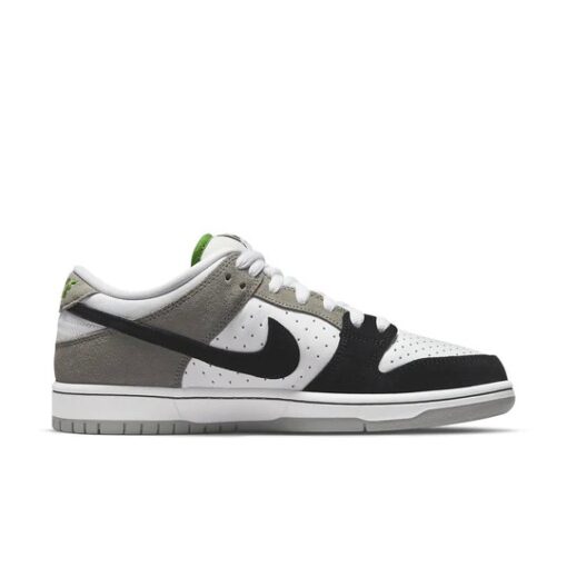 Nike SB Dunk Low 'Chlorophyll' BQ6817-011