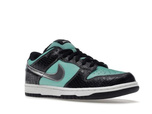 Nike Diamond Supply Co. x Dunk Low Pro SB 'Tiffany' - 304292-402