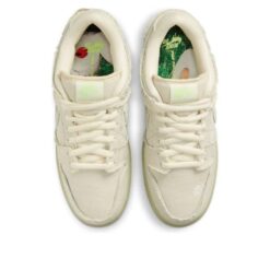 Nike SB Dunk Low 'Mummy' DM0774-111