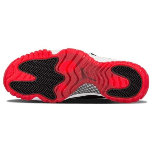 Air Jordan 11 Retro 'Bred' 2001 136046-061