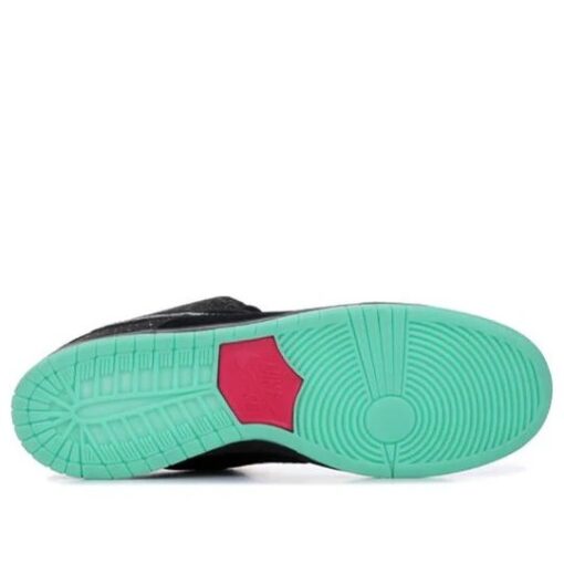 Nike x Premier SB Dunk Low Premium AE QS 'Northern Lights' 724183-063