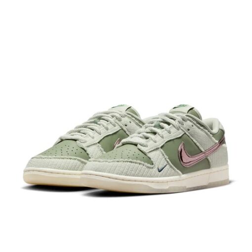 Nike x Kyler Murray Dunk Low 'Be 1 of One' FQ0269-001