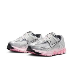 (WMNS) Nike Air Zoom Vomero 5 'Photon Dust Pink Form' HF1877-001