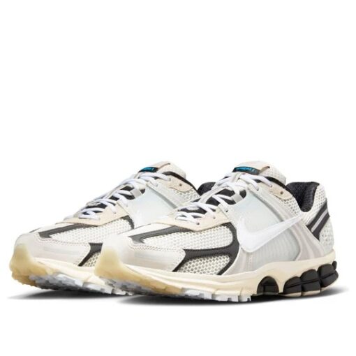 Nike Air Zoom Vomero 5 'Supersonic' FN7649-110