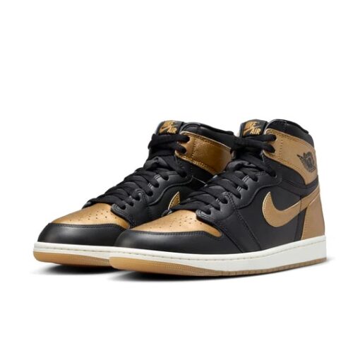 Nike Air Jordan 1 Retro High Og Black Metallic Gold DZ5485-071