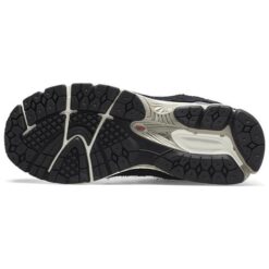 New Balance 2002R 'Protection Pack - Black Grey' M2002RDJ