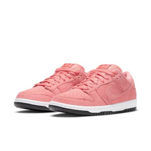 Dunk Low SB ‘Pink Pig’ CV1655-600