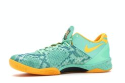 Kobe 8 'Green Glow' - 555035-304