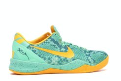 Kobe 8 'Green Glow' - 555035-304