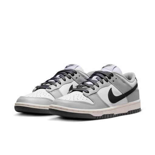 (WMNS) Nike Dunk Low 'Light Smoke Grey' DD1503-117