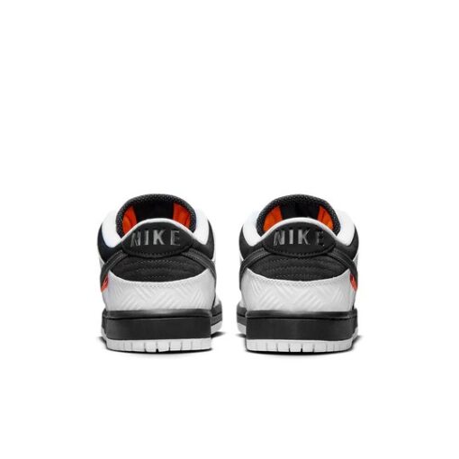 Nike x TIGHTBOOTH SB Dunk Low 'White Black' FD2629-100