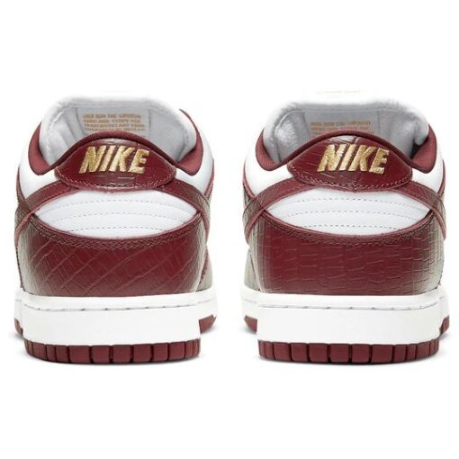 Nike x Supreme SB Dunk Low OG QS 'Barkroot Brown' DH3228-103