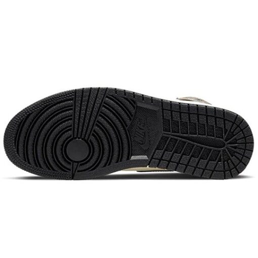 Air Jordan 1 Retro High OG 'Dark Mocha' 555088-105