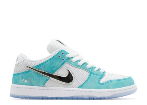 Nike April Skateboards x Dunk Low SB 'Turbo Green' - FD2562-400