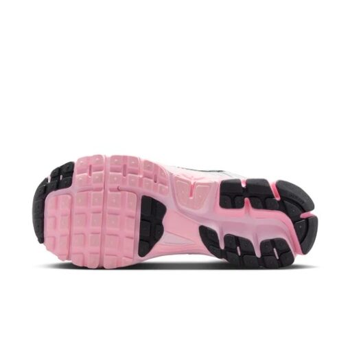 (WMNS) Nike Air Zoom Vomero 5 'Photon Dust Pink Form' HF1877-001
