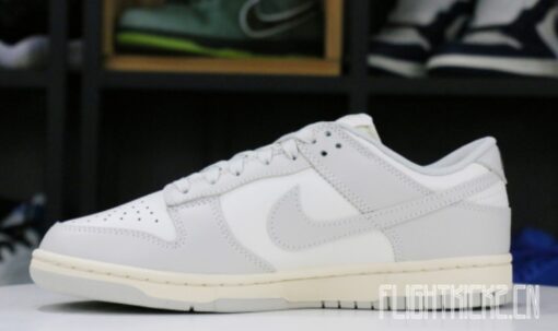 Nike Dunk Low Sail Light Bone (W) Unfading Sneaker