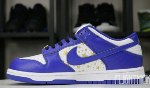 Nike SB Dunk Low Supreme Hyper Royal Iconic Sneaker