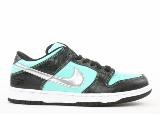 Nike Diamond Supply Co. x Dunk Low Pro SB 'Tiffany' - 304292-402