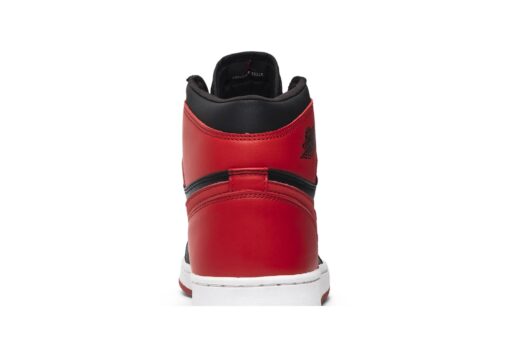 Air Jordan 1 Retro ‘Bred’ 2001 136066-061