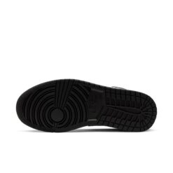 Jordan 1 Mid ‘Reverse Black Toe (Women’s)’ BQ6472-101