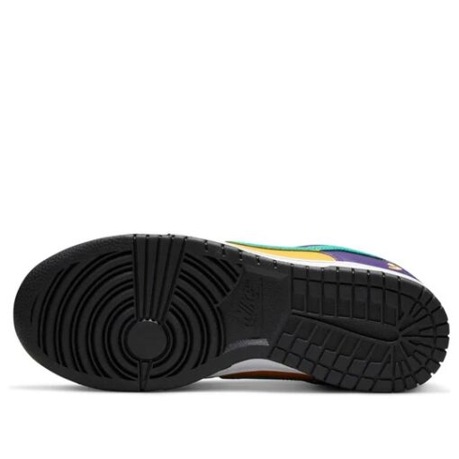 (WMNS) Nike x Lisa Leslie Dunk Low 'Sparks' DO9581-500