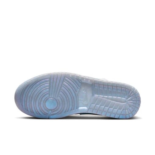 (WMNS) Air Jordan 1 Low SE 'Dare To Fly' FB1874-101