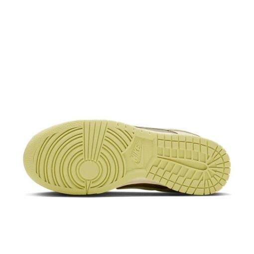 (WMNS) Nike Dunk Low 'Cream Brown' FB4961-012