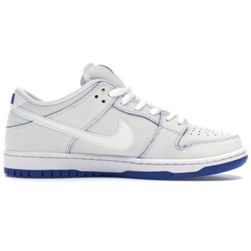 Nike SB Dunk Low Premium 'Cracked Leather' CJ6884-100