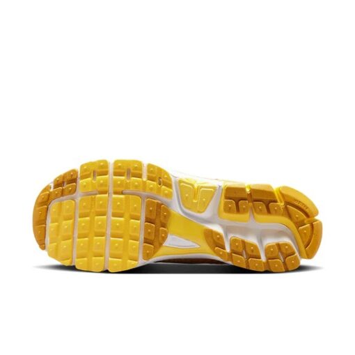 Nike Air Zoom Vomero 5 'Varsity Maize' FJ4453-765