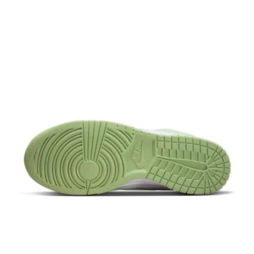 (WMNS) Nike Dunk Low SE 'Fleece - Honeydew' DQ7579-300