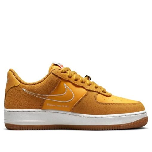 (WMNS) Nike Air Force 1 '07 SE 'First Use - University Gold Gum' DA8302-700