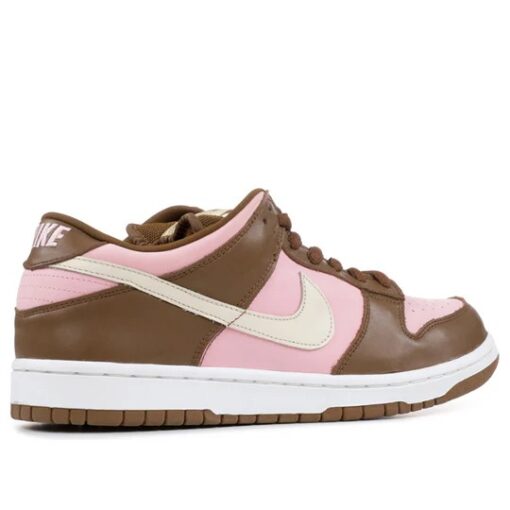 Nike x Stussy SB Dunk Low Pro 'Cherry' 304292-671