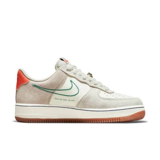 (WMNS) Nike Air Force 1 '07 SE 'First Use 'Sail Royal' DA8302-100