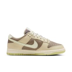 (WMNS) Nike Dunk Low 'Cream Brown' FB4961-012