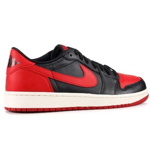 Air Jordan 1 Retro Low OG ‘Bred’ 2015 705329-001